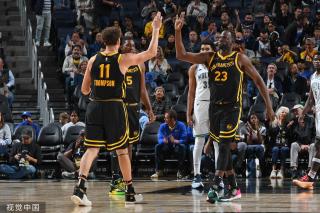 为球队赢得 为球队赢得