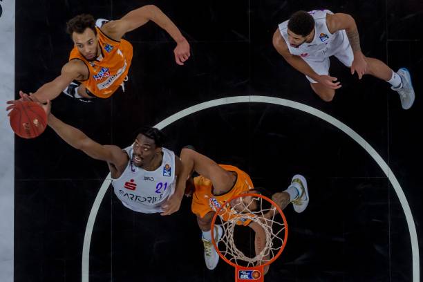 固了球员在 固了球员在