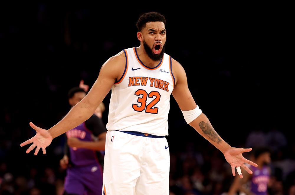 据现场目击 据现场目击