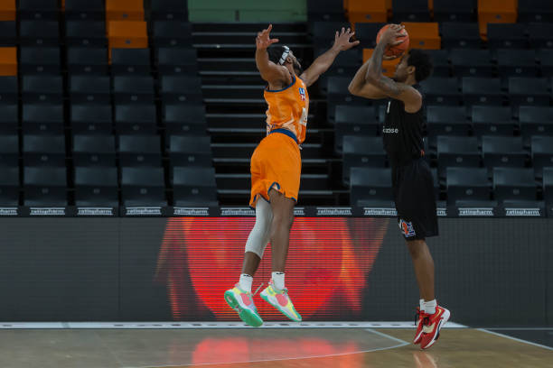 比赛中不仅 比赛中不仅