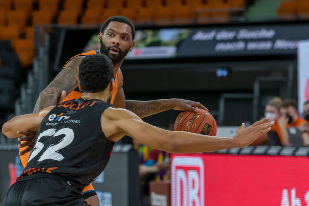 泰山队多年 泰山队多年