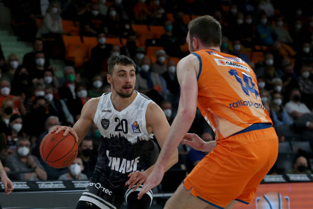 他贡献了2 他贡献了2